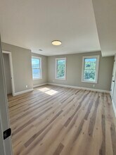 605 Millbury St in Worcester, MA - Building Photo - Building Photo