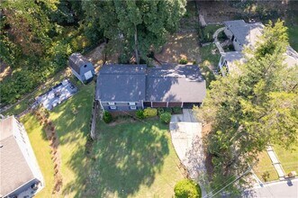 3144 Flamingo Dr in East Point, GA - Building Photo - Building Photo