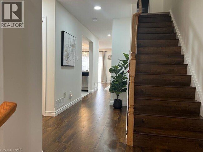 522 Banffshire Crescent in Kitchener, ON - Building Photo - Building Photo