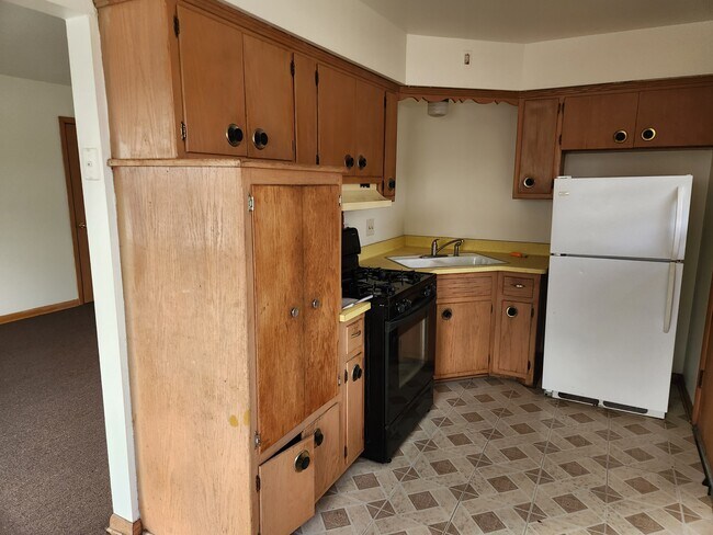 10220 W Montana Ave in West Allis, WI - Building Photo - Building Photo