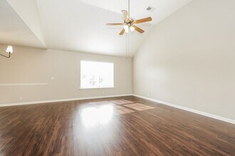 3064 Ace Wintermeyer Dr in La Vergne, TN - Building Photo - Building Photo