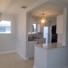 551 NW 60th Ct in Miami, FL - Building Photo - Building Photo