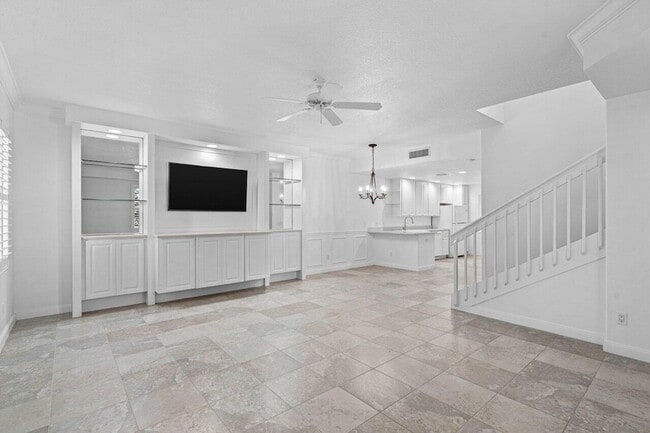 2828 W Community Dr in Jupiter, FL - Building Photo - Building Photo
