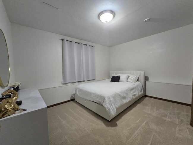 1235 Ziebach St in Rapid City, SD - Building Photo - Building Photo