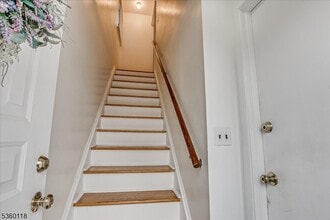 18 Van Buren Ave in Metuchen, NJ - Building Photo - Building Photo