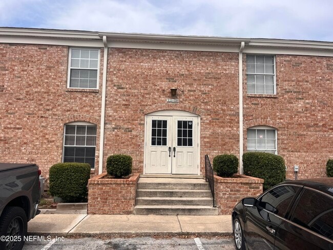 property at 5201 Atlantic Blvd