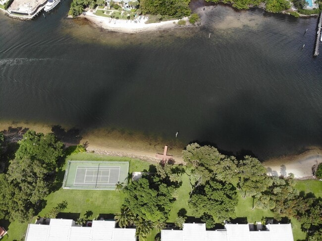386 Golfview Rd in North Palm Beach, FL - Building Photo - Building Photo