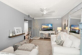 291A 8th Ave S in Naples, FL - Building Photo - Building Photo