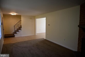 948 Homeland Dr in Lancaster, PA - Building Photo - Building Photo