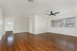 6908 Wake Forrest Dr in Dallas, TX - Building Photo - Building Photo