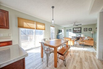 220 Blossom Ct in New Kensington, PA - Building Photo - Building Photo