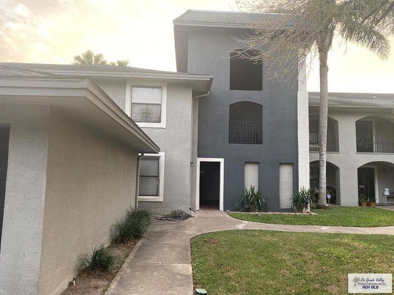 2509 El Dorado Ave, Unit 710 in Rancho Viejo, TX - Building Photo