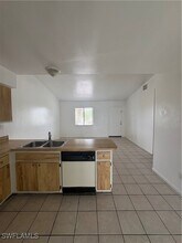4904 Vincennes Ct in Cape Coral, FL - Building Photo - Building Photo