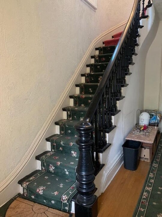 7 University Pl in New Haven, CT - Building Photo