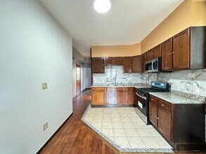 2713 W 16th St in Chicago, IL - Building Photo - Building Photo