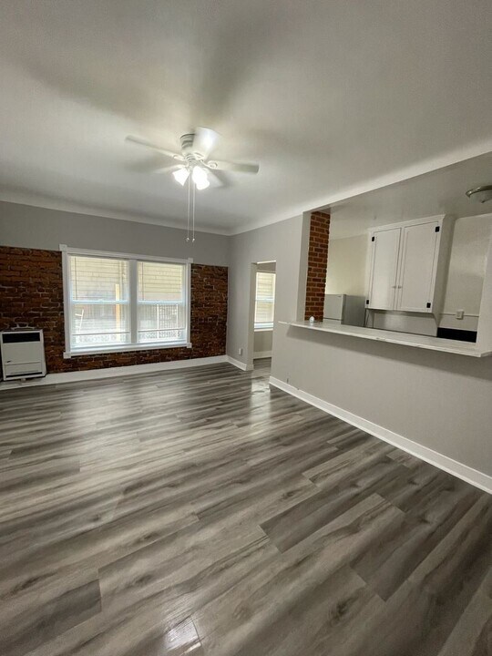 1725 N Edgemont St in Los Angeles, CA - Building Photo