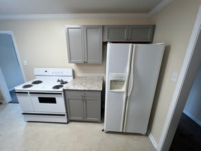 307 Maple St, Unit 307 Maple in Elmore, OH - Building Photo - Building Photo