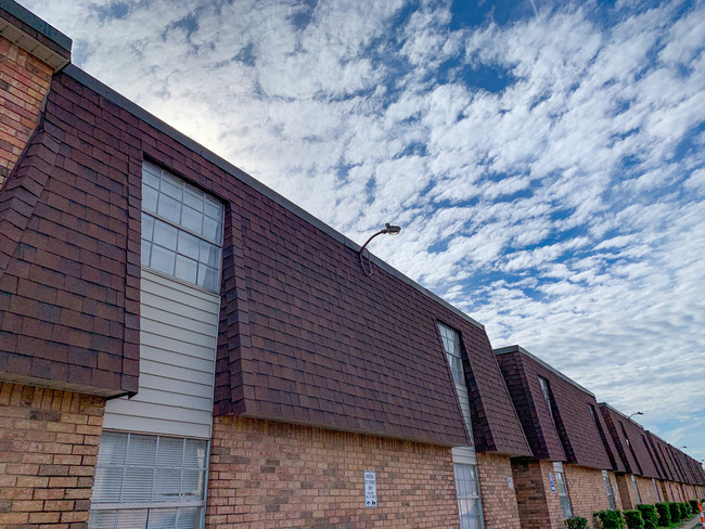 Fountain Lakes Apartments in Bossier City, LA - Foto de edificio - Building Photo