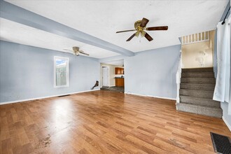 25998 N Dal Bar Rd in Canton, IL - Building Photo - Building Photo