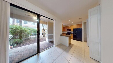 235 W Chrystie Cir in Delray Beach, FL - Foto de edificio - Building Photo