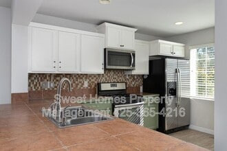 1449 32nd Pl NE in Auburn, WA - Building Photo - Building Photo