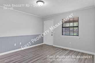 1444 Baggett Rd-Unit -1444 in Ringgold, GA - Foto de edificio - Building Photo