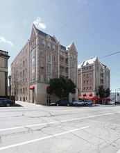 The Windsor in Los Angeles, CA - Building Photo - Building Photo