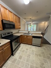 650 Claire Ln-Unit -650 in Newport News, VA - Building Photo - Building Photo