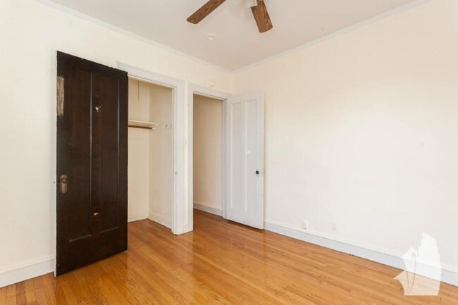 1115 W Oakdale Ave in Chicago, IL - Building Photo - Building Photo