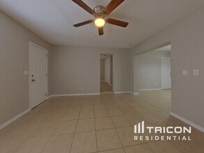 1569 Lotus Path in Clearwater, FL - Building Photo - Building Photo