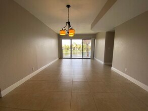 1540 Windorah Way in West Palm Beach, FL - Foto de edificio - Building Photo