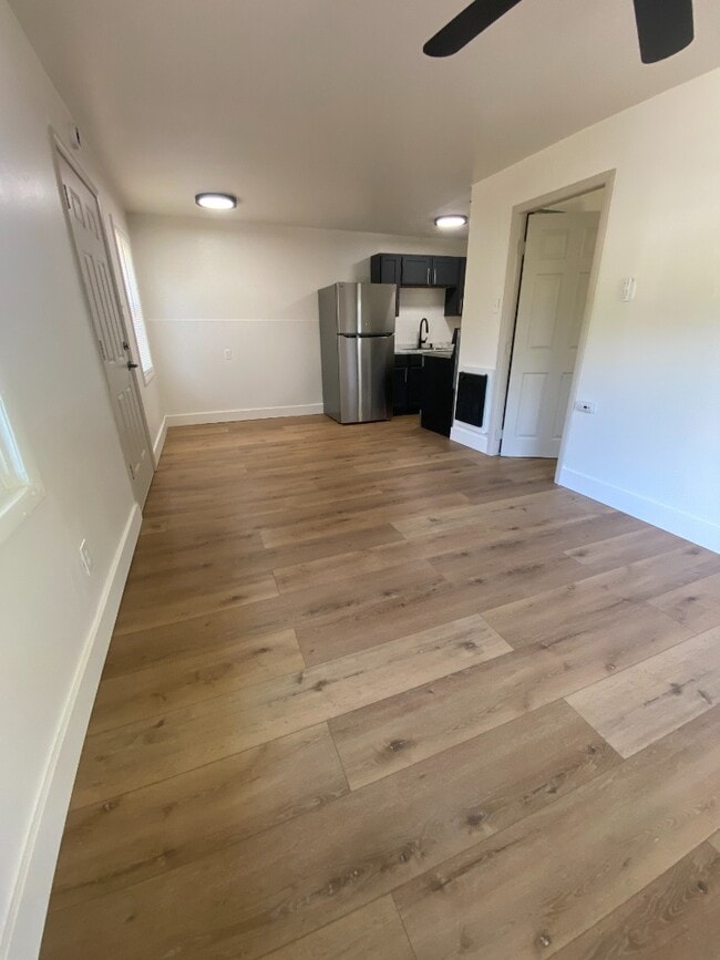 property at 120 Bellerive Blvd