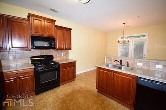 59 Tahoe Dr in Newnan, GA - Building Photo - Building Photo