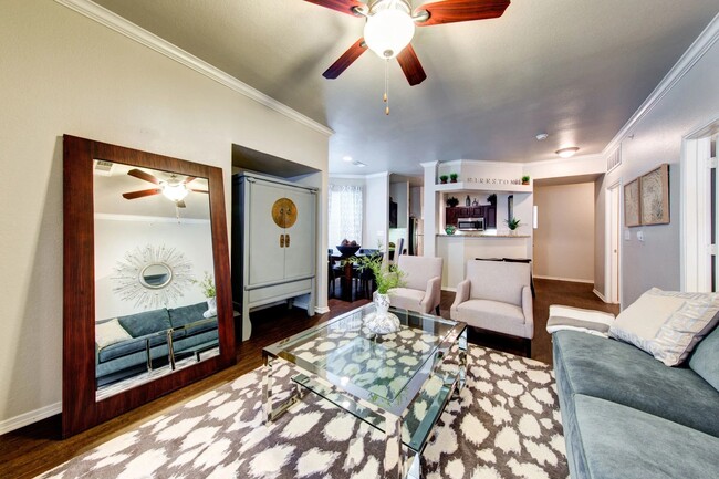 Firestone at West 7th in Fort Worth, TX - Foto de edificio - Building Photo