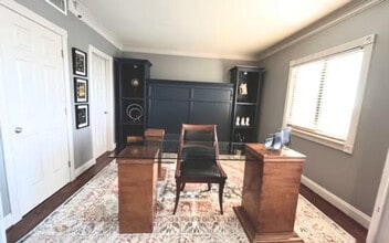 3481 Lakeside Dr NE in Atlanta, GA - Foto de edificio - Building Photo