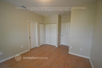 8899 N Isles Cir in Tamarac, FL - Building Photo - Building Photo