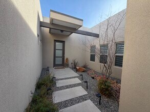 7900 Tiburon Hills Drive NW in Albuquerque, NM - Building Photo - Building Photo