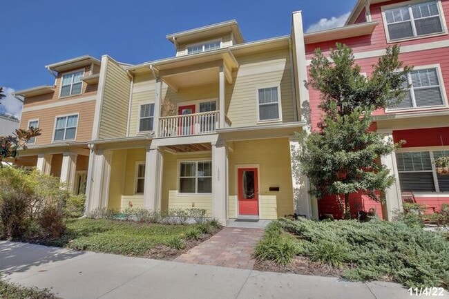 property at 1525 Illinois St