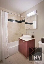 100 William St in New York, NY - Building Photo - Building Photo
