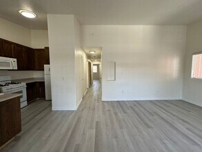 4730 E Craig Rd in Las Vegas, NV - Building Photo - Building Photo
