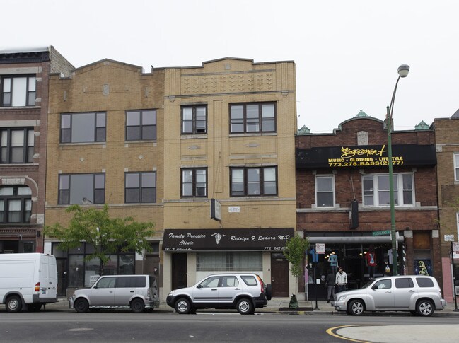1417 N Ashland Ave in Chicago, IL - Building Photo - Building Photo