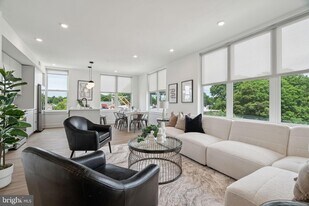 139 W Chelten Ave, Unit 411 in Philadelphia, PA - Building Photo