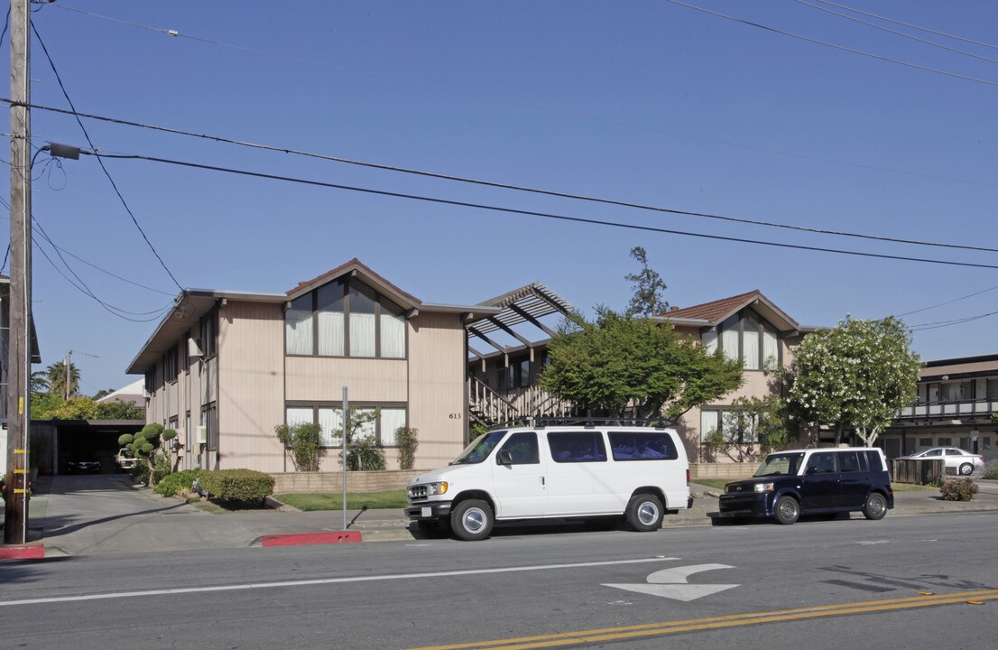 613-623 N 5th St in San Jose, CA - Building Photo