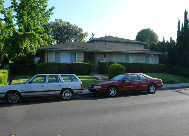 3681 Peacock Ct in Santa Clara, CA - Building Photo - Building Photo