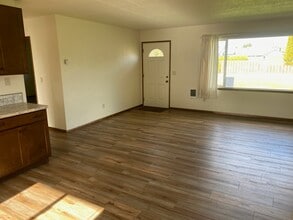 1817 Taylor St, Unit 1817 Taylor St #1 in Centralia, WA - Building Photo - Building Photo