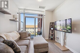 1010 Dundas St E in Whitby, ON - Building Photo - Building Photo