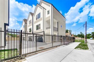 4041 Buck St in Houston, TX - Building Photo