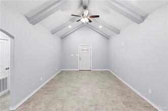 24 Quietud St in Edinburg, TX - Building Photo - Building Photo