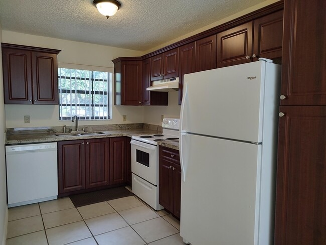 3050 Norwood Pl in Boca Raton, FL - Foto de edificio - Building Photo
