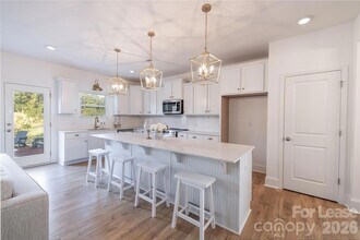 173 Tillery Ct in Troy, NC - Foto de edificio - Building Photo